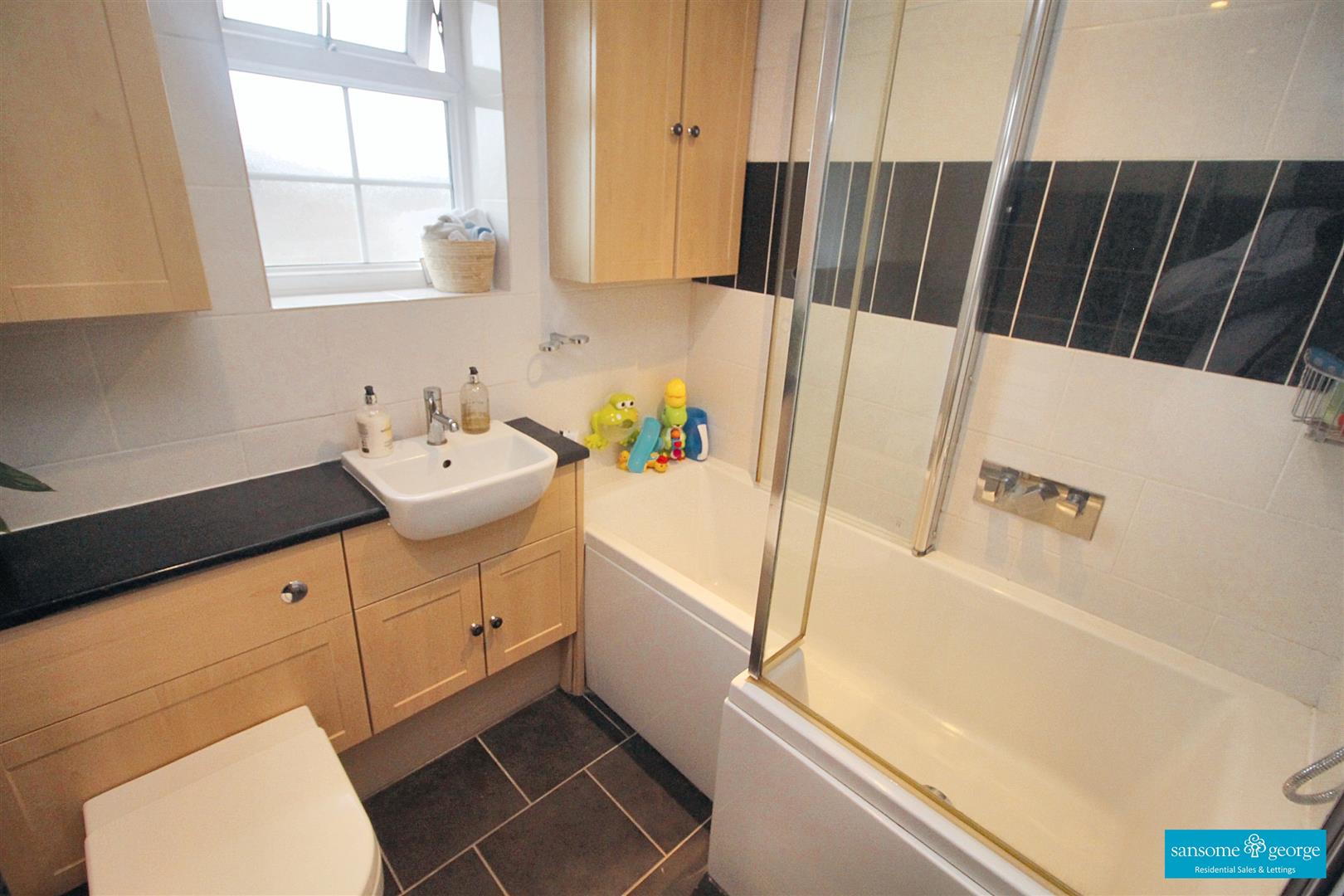 Minton Close, Tilehurst